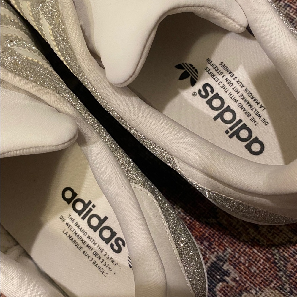 Adidas Superstar Glitter Silver Sneakers. Metallic. Shimmer. Shine. Size 9 1/2. - Picture 11 of 12